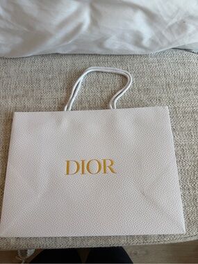 Dior Cream shopping bag with Gold Logo NEW